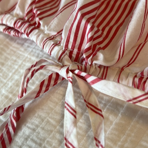 Off The Shoulder Striped Blouse - Picture 5 of 9